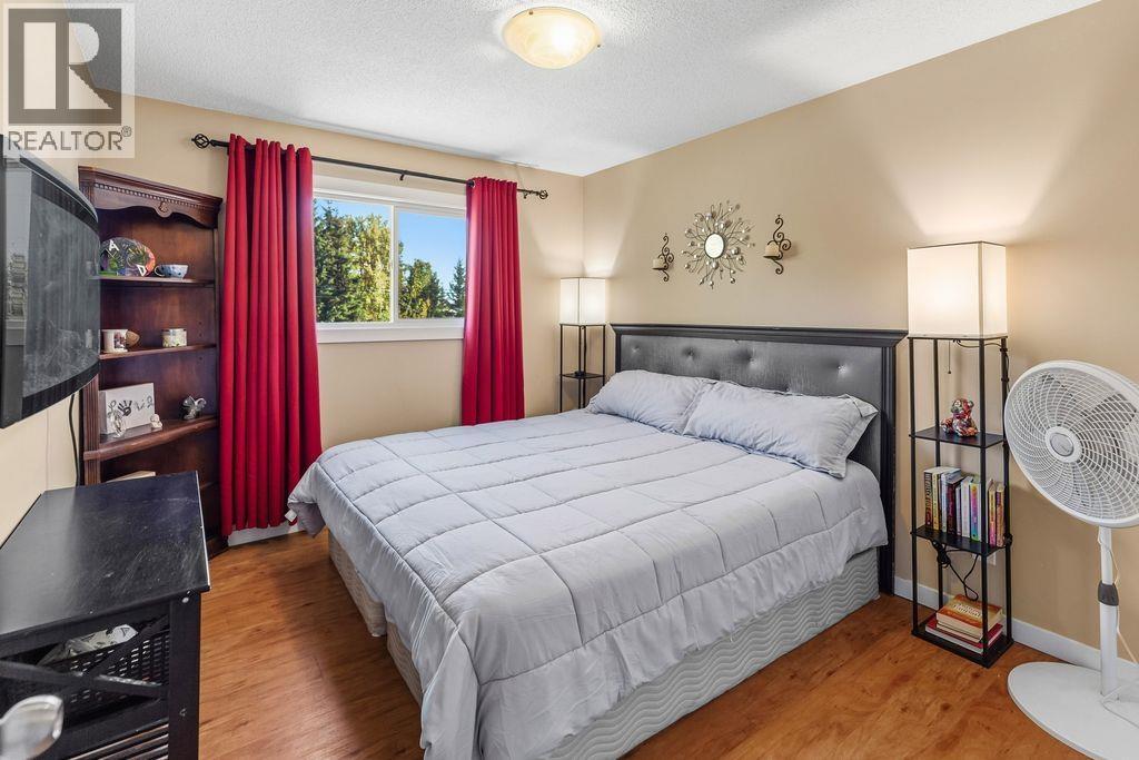 Photo 12 of 31 — 4705 CHIEF LAKE ROAD · Prince George, BC
