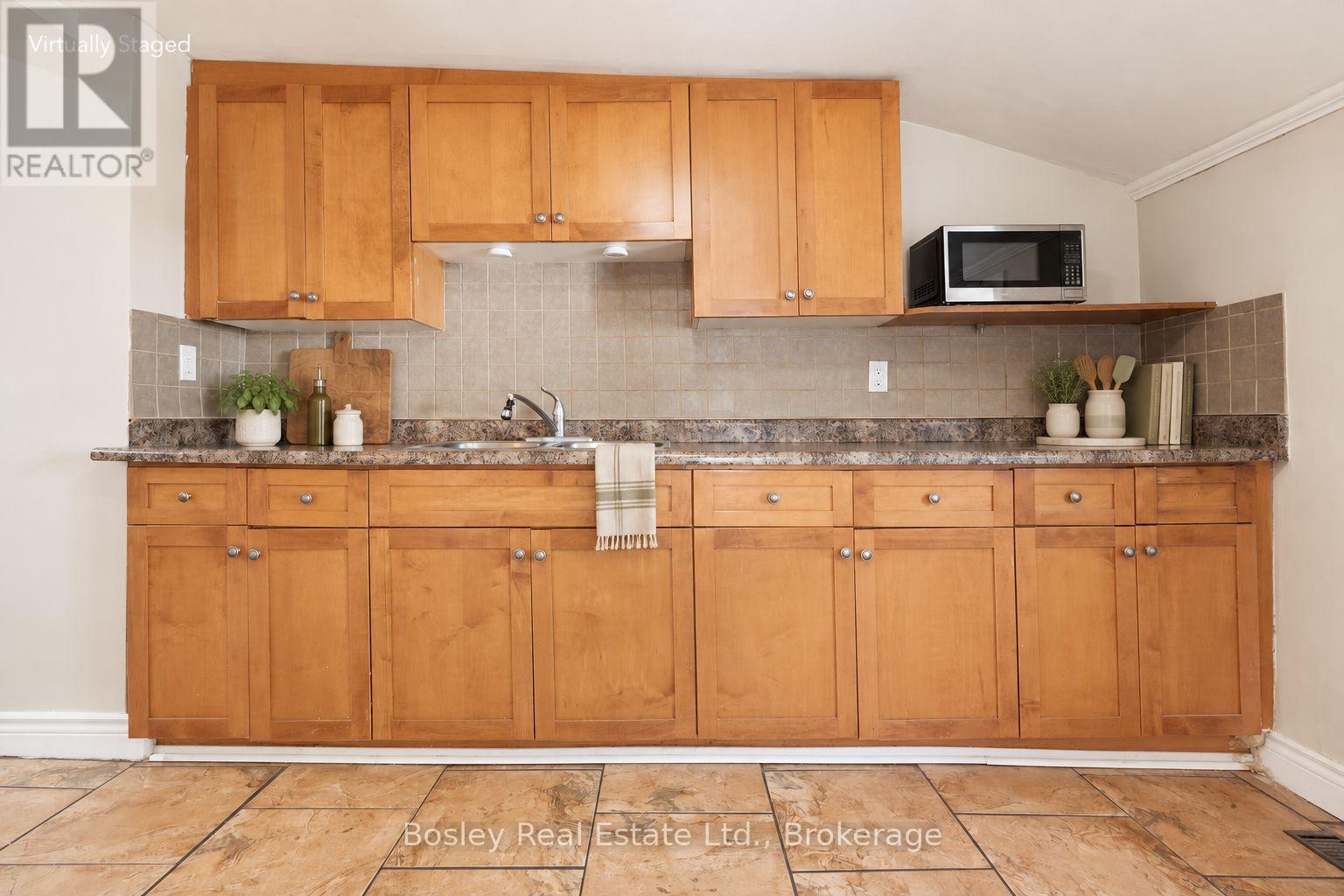 86 ALICE STREET, Guelph (St. Patrick's Ward) — photo 9
