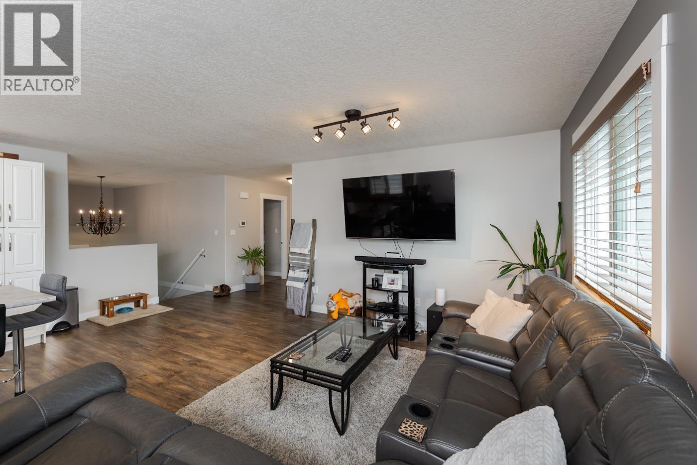 5355 WOODVALLEY DRIVE - 11