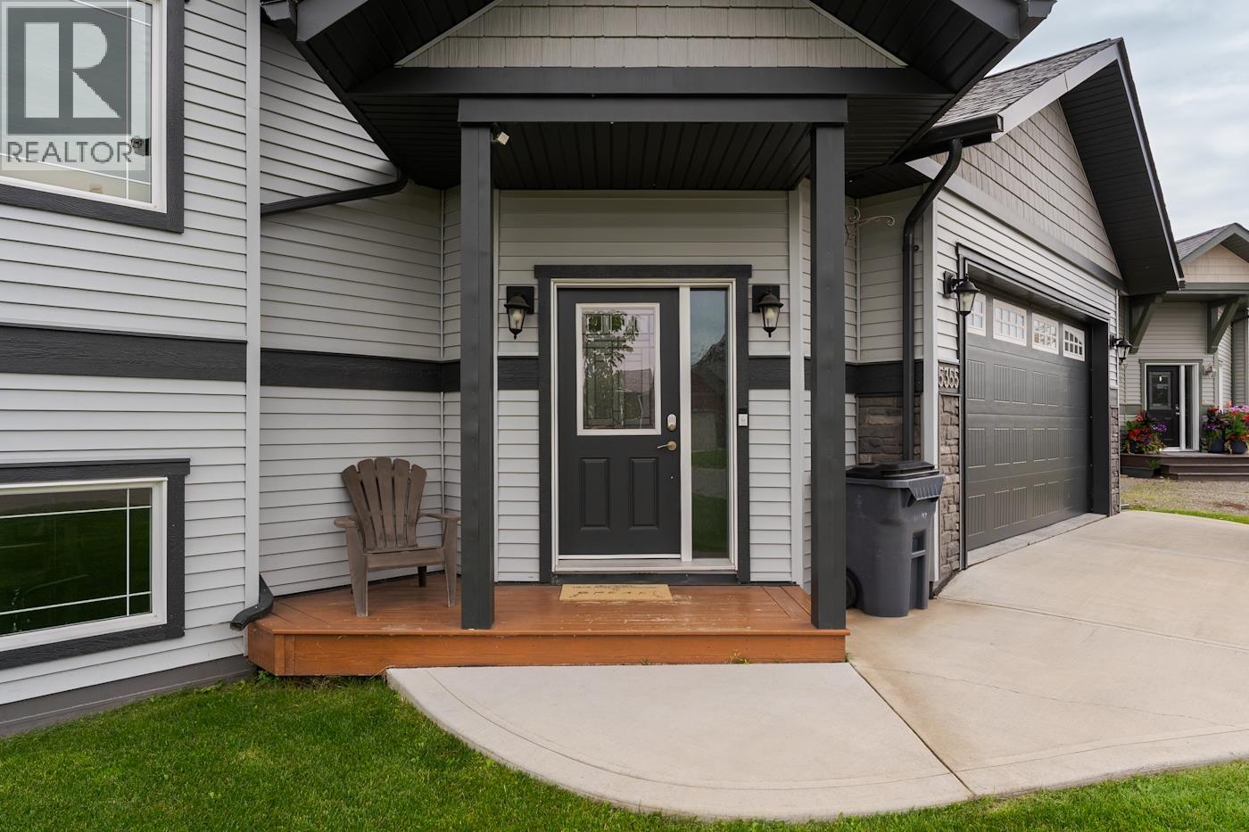 Primary bedroom of 5355 WOODVALLEY DRIVE · Prince George, BC