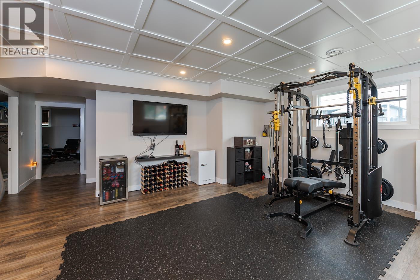 Photo 25 of 40 — 5355 WOODVALLEY DRIVE · Prince George, BC