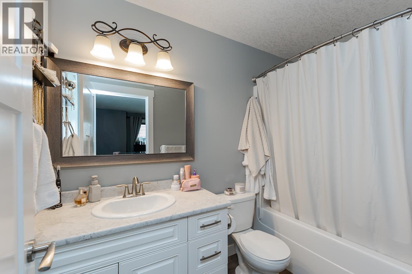 Photo 21 of 40 — 5355 WOODVALLEY DRIVE · Prince George, BC