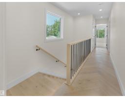 8136 77 Av Nw, Edmonton, AB T6C0L2 Photo 19