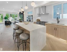 8136 77 Av Nw, Edmonton, AB T6C0L2 Photo 9