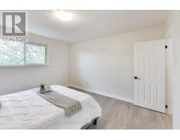 1270 Pallatine Drive, Oakville, ON L6H1Z2 Photo 17