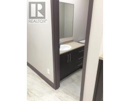 208 - 250 Dundas Street West Street, Mississauga, ON M7A1G1 Photo 9
