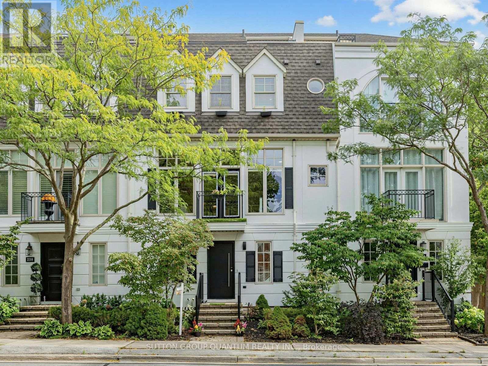 236 RANDALL STREET, Oakville (OO Old Oakville)