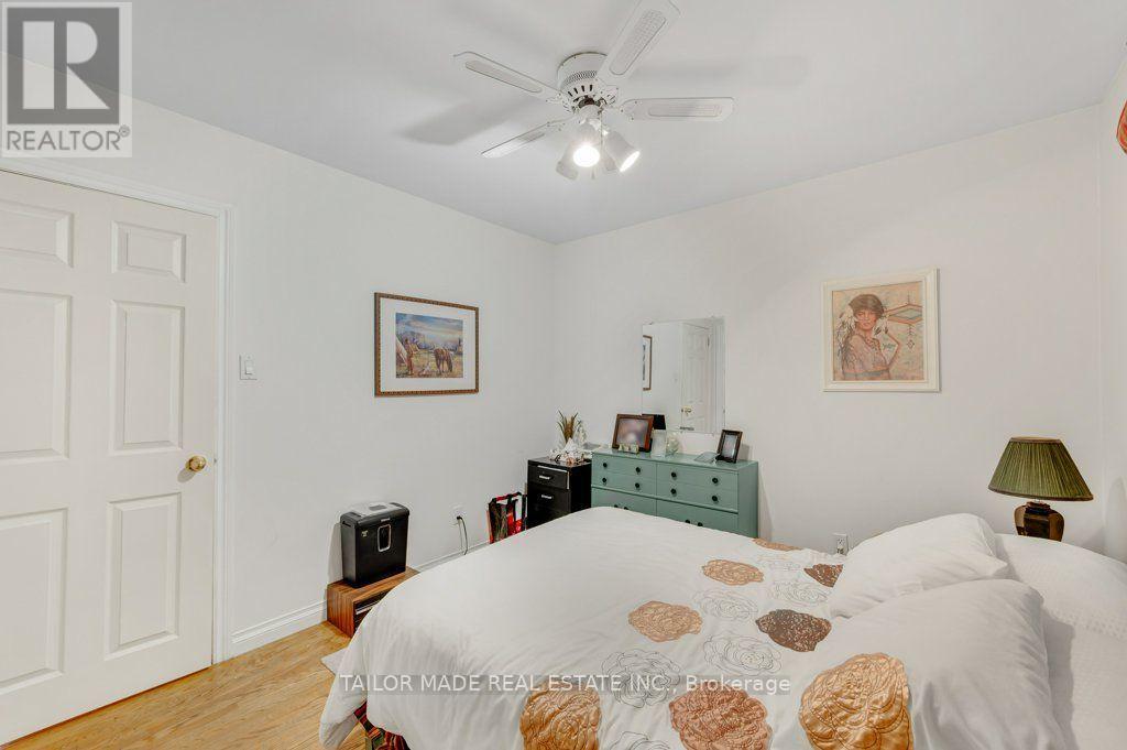 22 GREYSTONE CRESCENT - 14