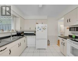 22 Greystone Crescent, Brampton, ON L6Y2B3 Photo 11