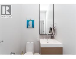 401 986 Heywood Ave, Victoria, BC V8V2Y6 Photo 28