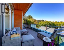 401 986 Heywood Ave, Victoria, BC V8V2Y6 Photo 30