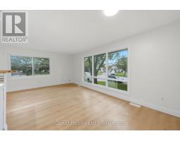 Bedroom 2 - 3 Manley Crescent, Thorold, ON L2V4K2 Photo 7