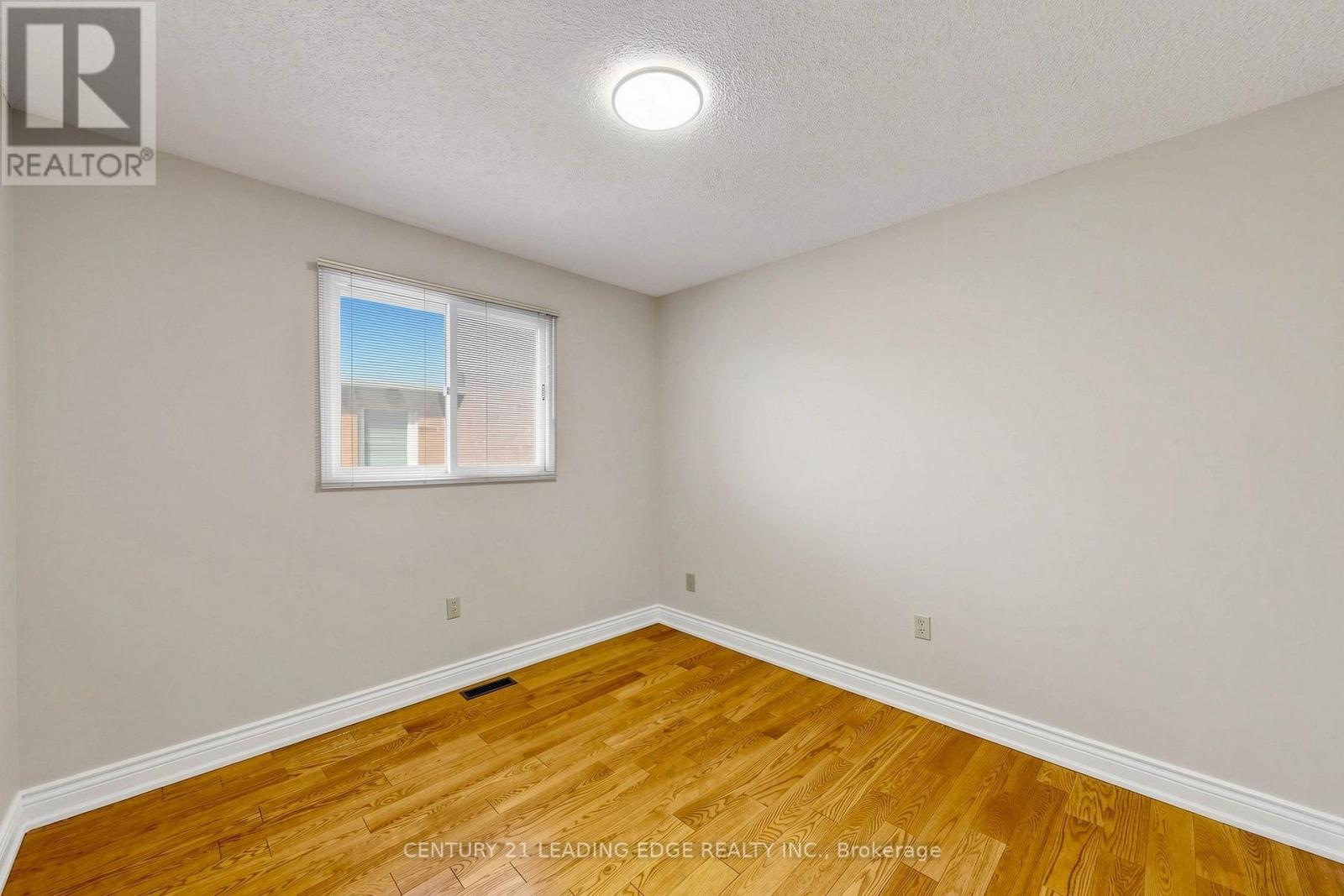 92 ERICKSON DRIVE - 24