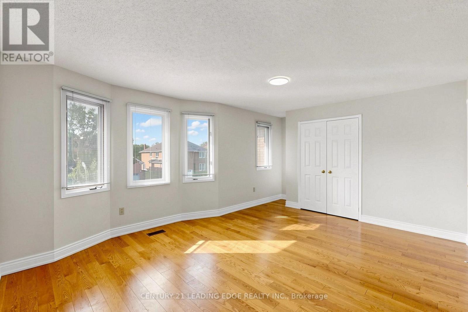 92 ERICKSON DRIVE - Image 19