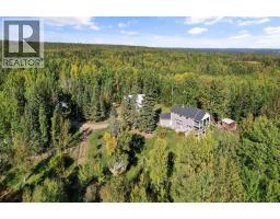 Den - 102061 Township Road 582, Rural Woodlands County, AB T7S1N4 Photo 7