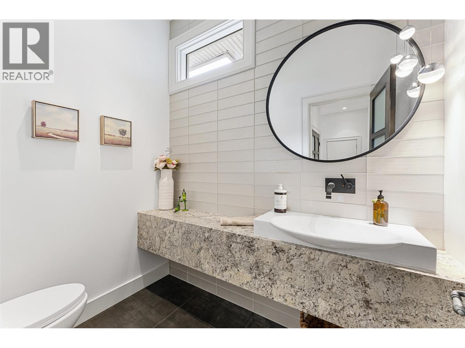 4190 Lakeshore Road Unit# 6, Kelowna - Image 1