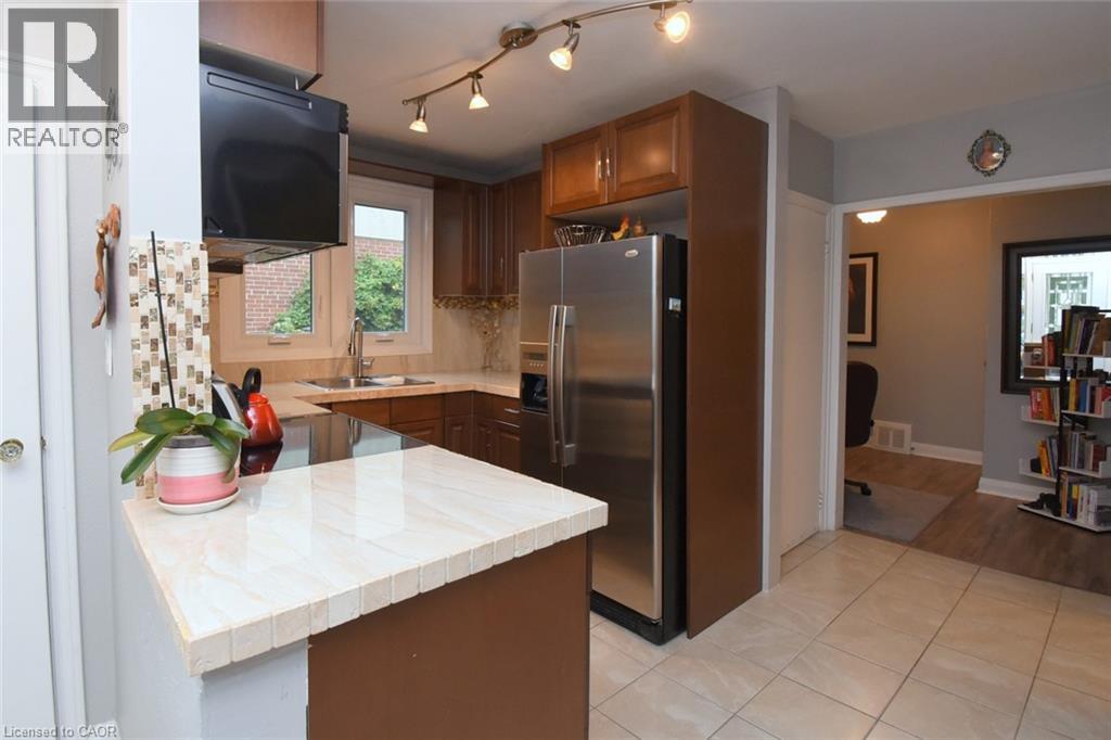 154 EWEN Road - 14