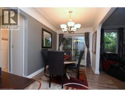 Living room - 154 Ewen Road, Hamilton, ON L8S3C7 Photo 11