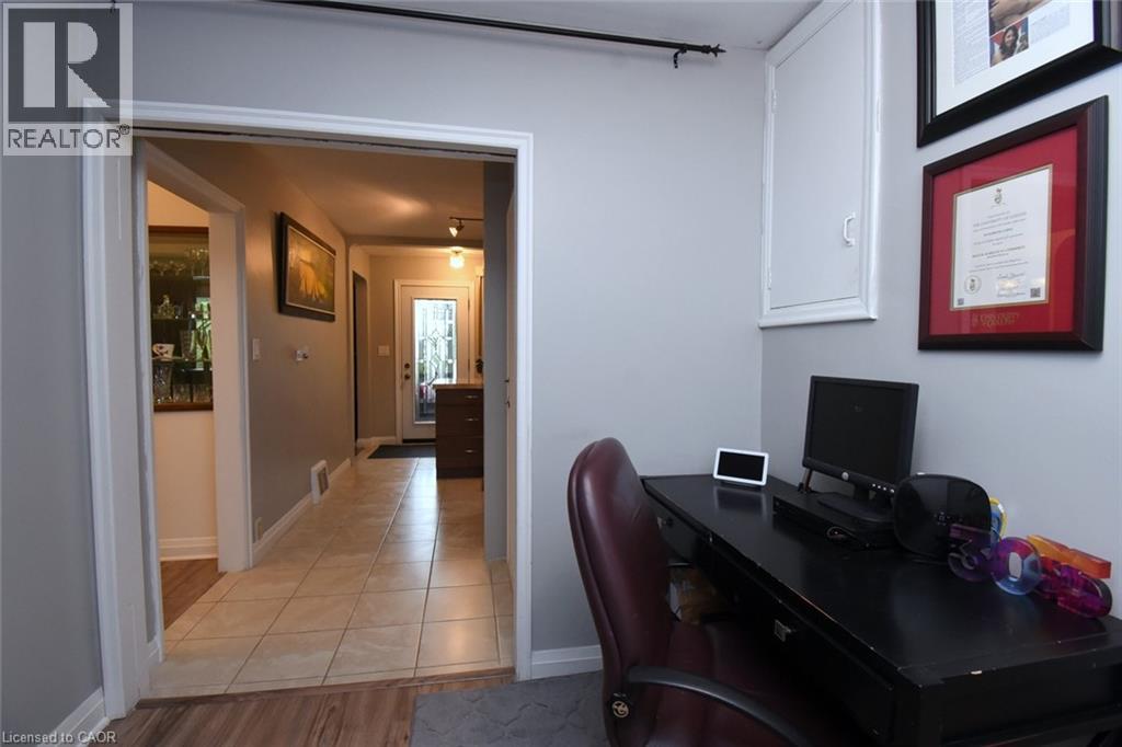 154 EWEN Road - 18