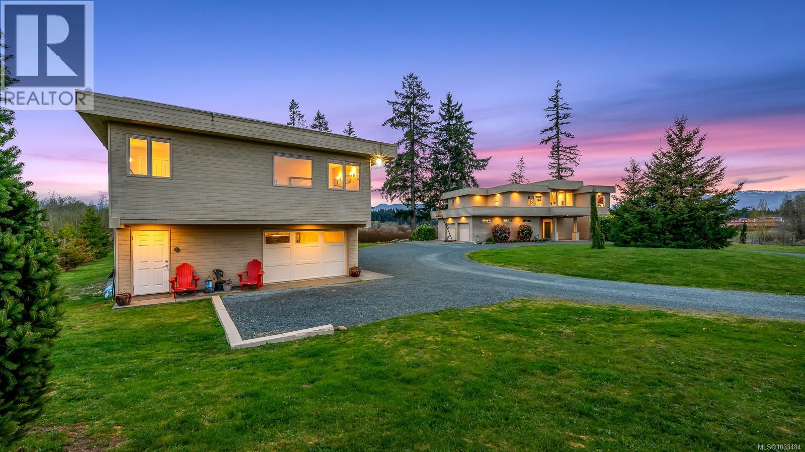 3389 Rhys Rd - 40