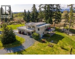 3389 Rhys Rd, Courtenay, BC V9N0B7 Photo 70