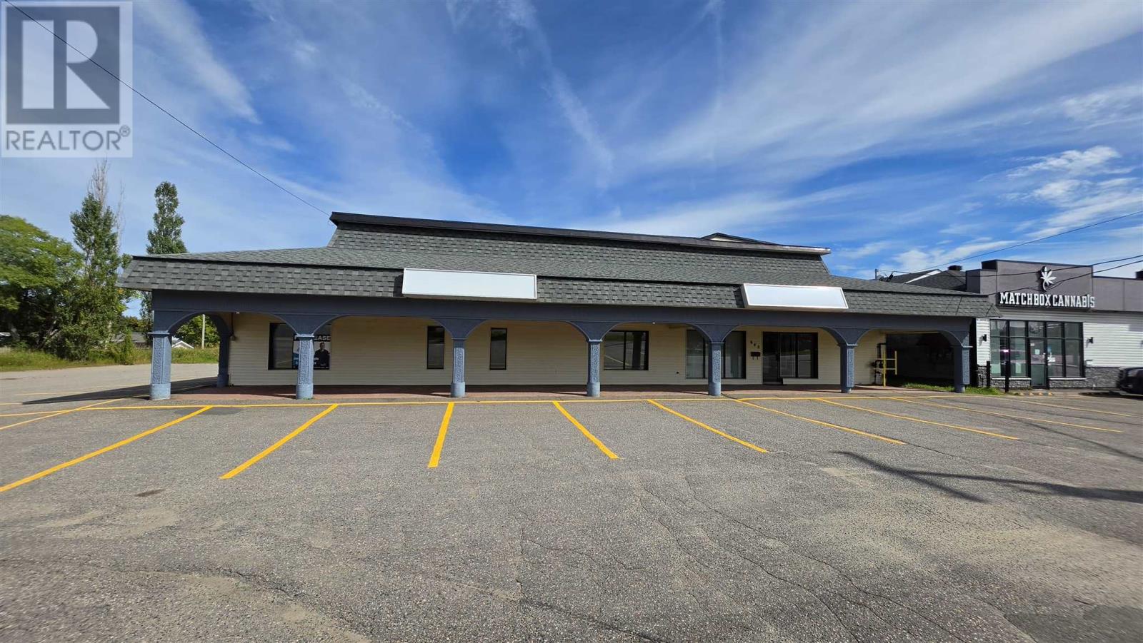 642 Great Northern RD, Sault Ste. Marie