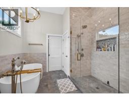 887 Loseth Drive, Kelowna, BC V1P0A8 Photo 24