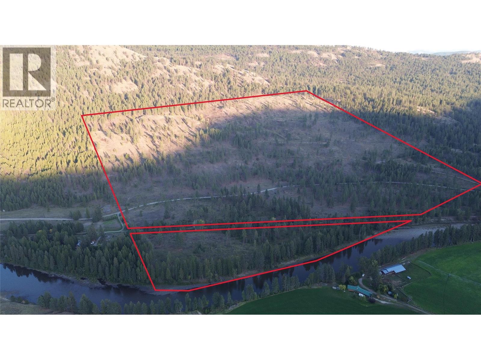  DL 1402S Kettle River E Road, Rock Creek