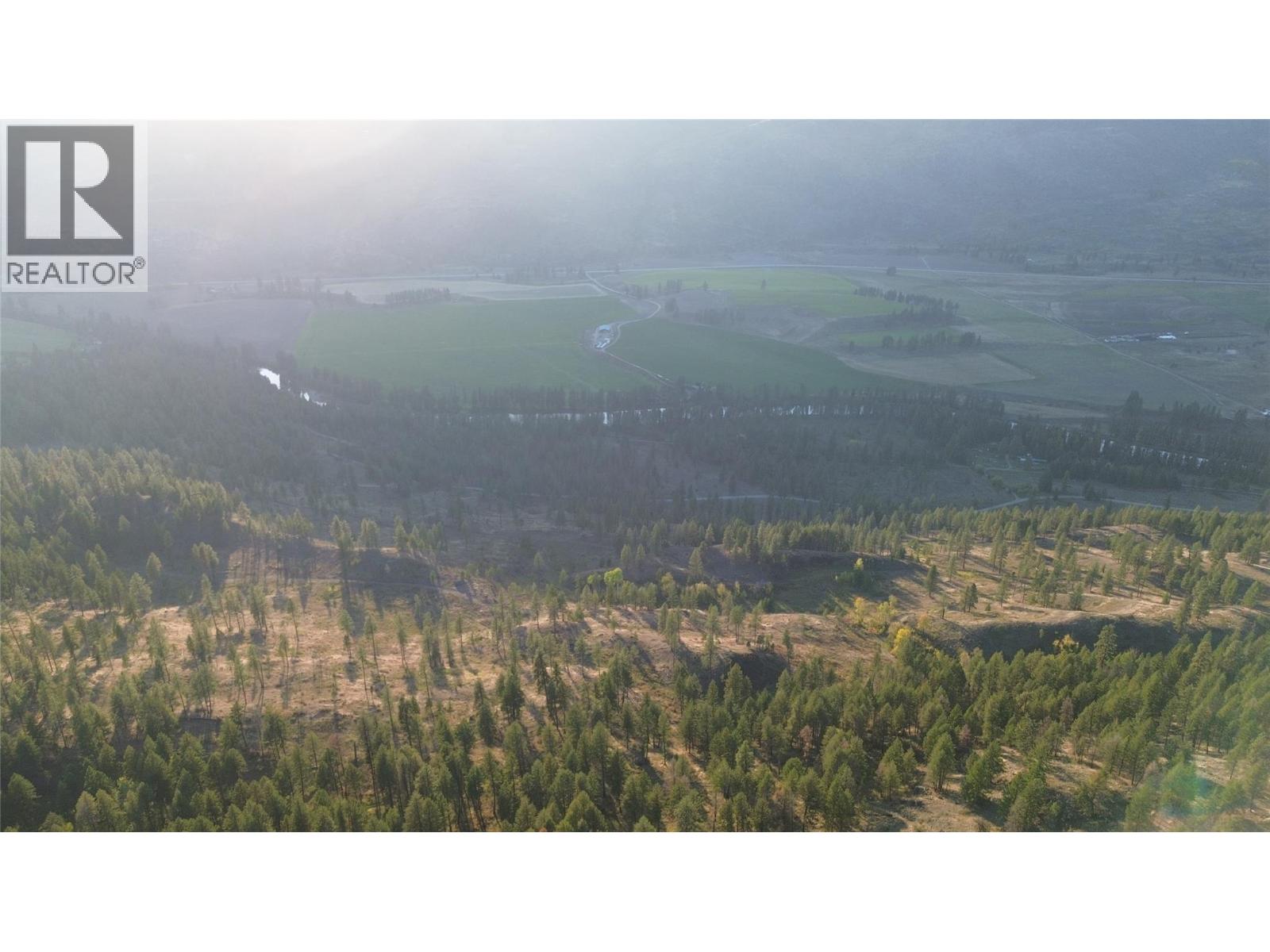  DL 1402S Kettle River E Road, Rock Creek