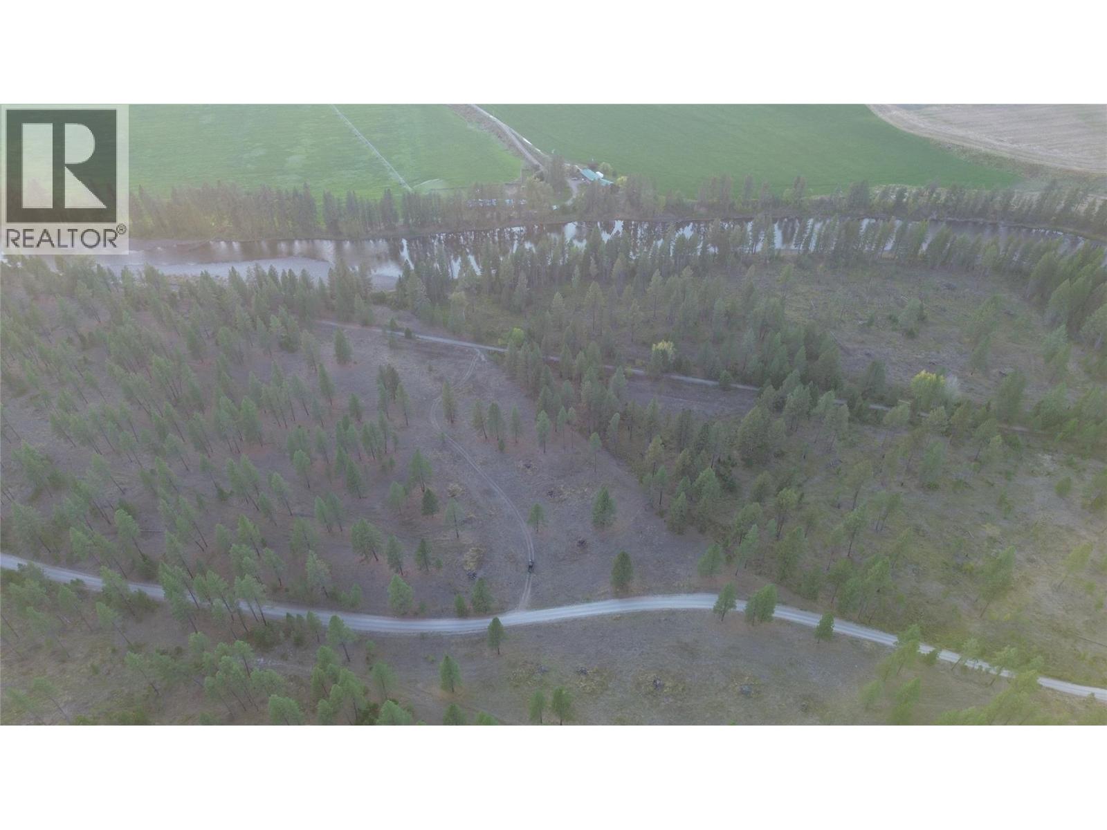  DL 1402S Kettle River E Road, Rock Creek