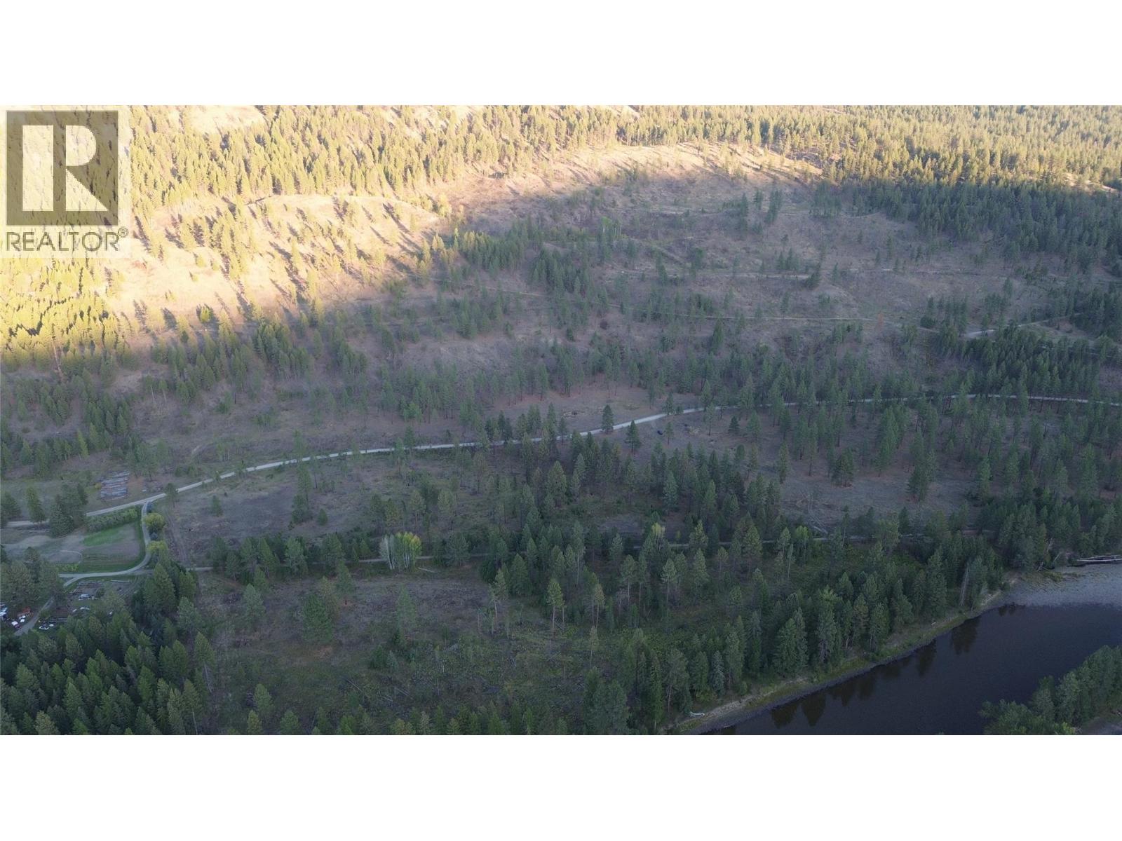  DL 1402S Kettle River E Road, Rock Creek