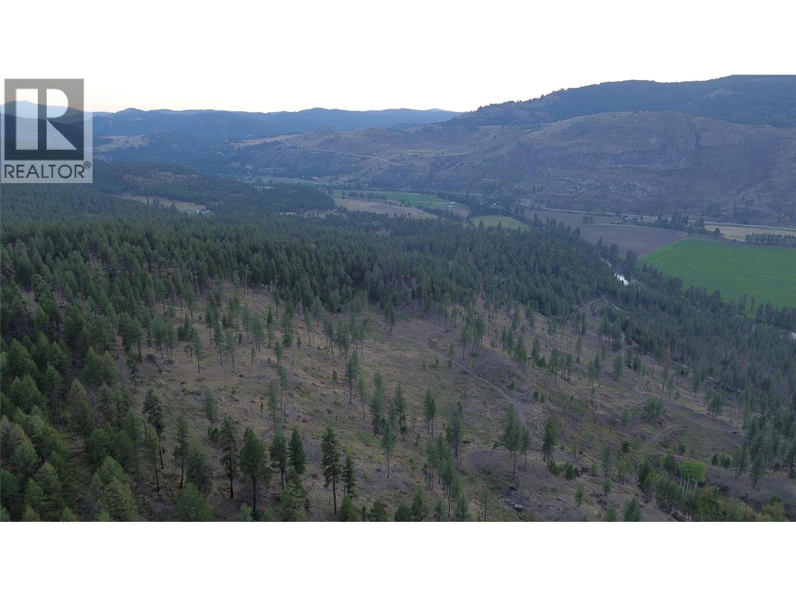  DL 1402S Kettle River E Road, Rock Creek