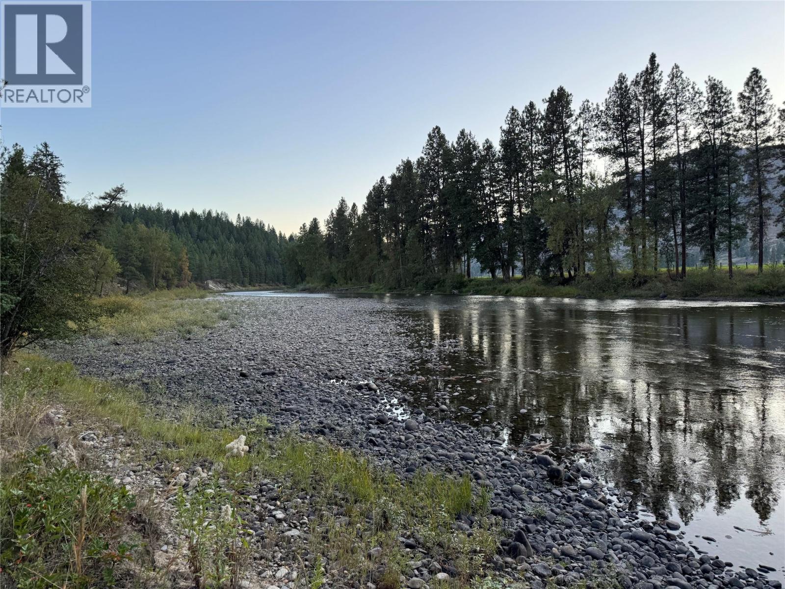  DL 1402S Kettle River E Road, Rock Creek