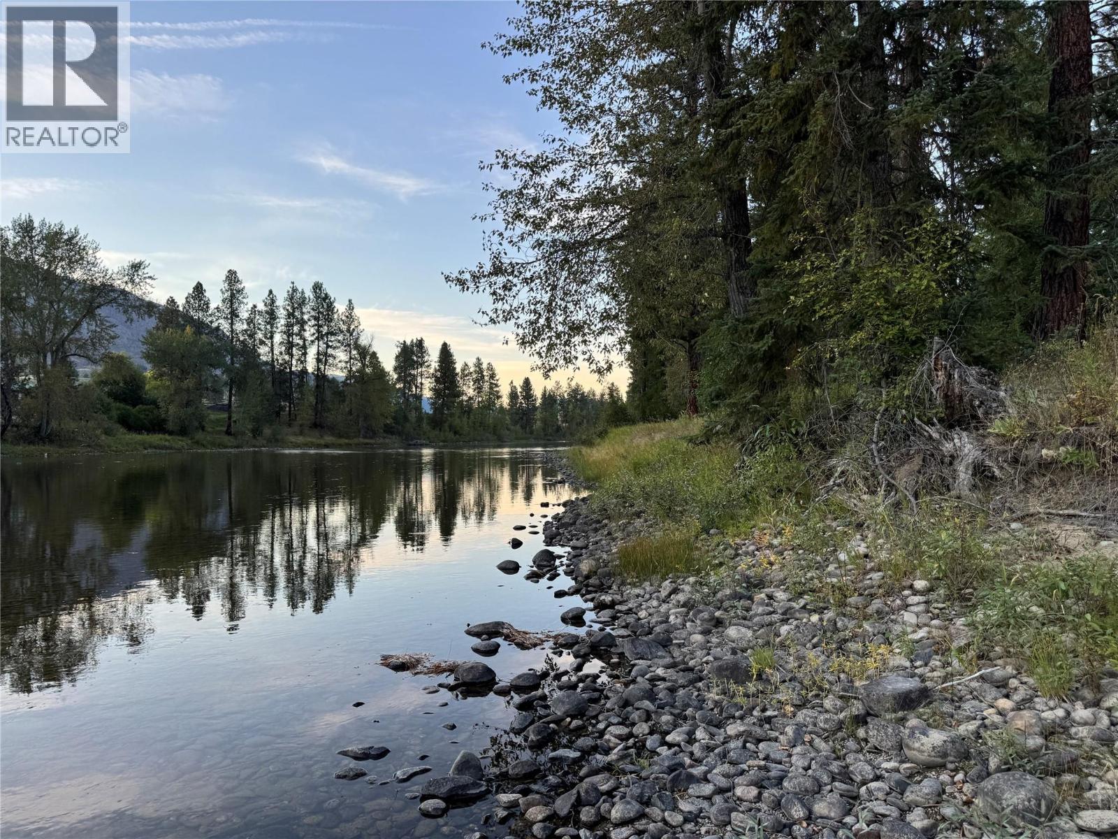  DL 1402S Kettle River E Road, Rock Creek