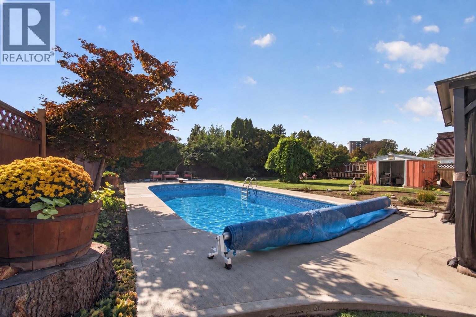 1261 Lawson Avenue - 1