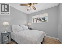 2pc Bathroom - 1261 Lawson Avenue, Kelowna, BC V1Y6V1 Photo 13