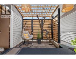 1261 Lawson Avenue, Kelowna, BC V1Y6V1 Photo 18