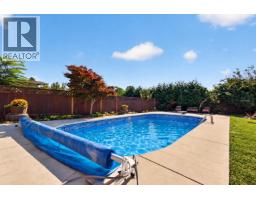 1261 Lawson Avenue, Kelowna, BC V1Y6V1 Photo 23