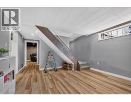 1261 Lawson Avenue, Kelowna, BC V1Y6V1 Photo 28
