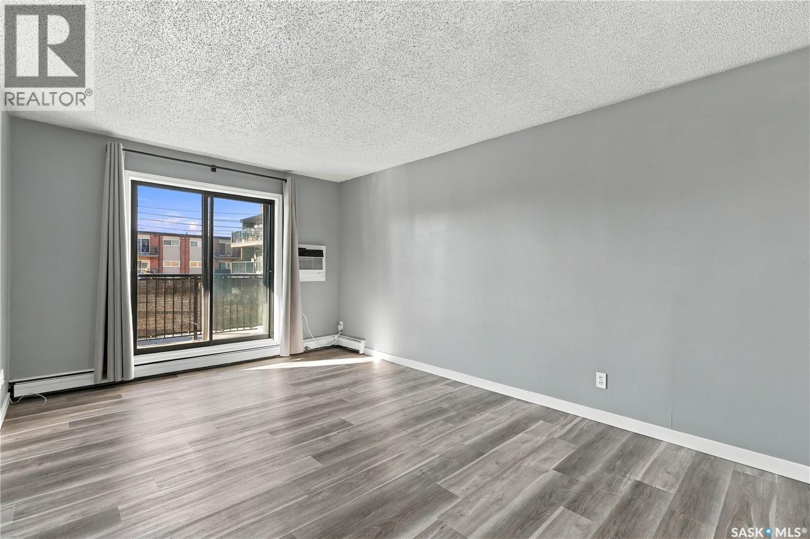 210 2233 St Henry AVENUE, Saskatoon — photo 9