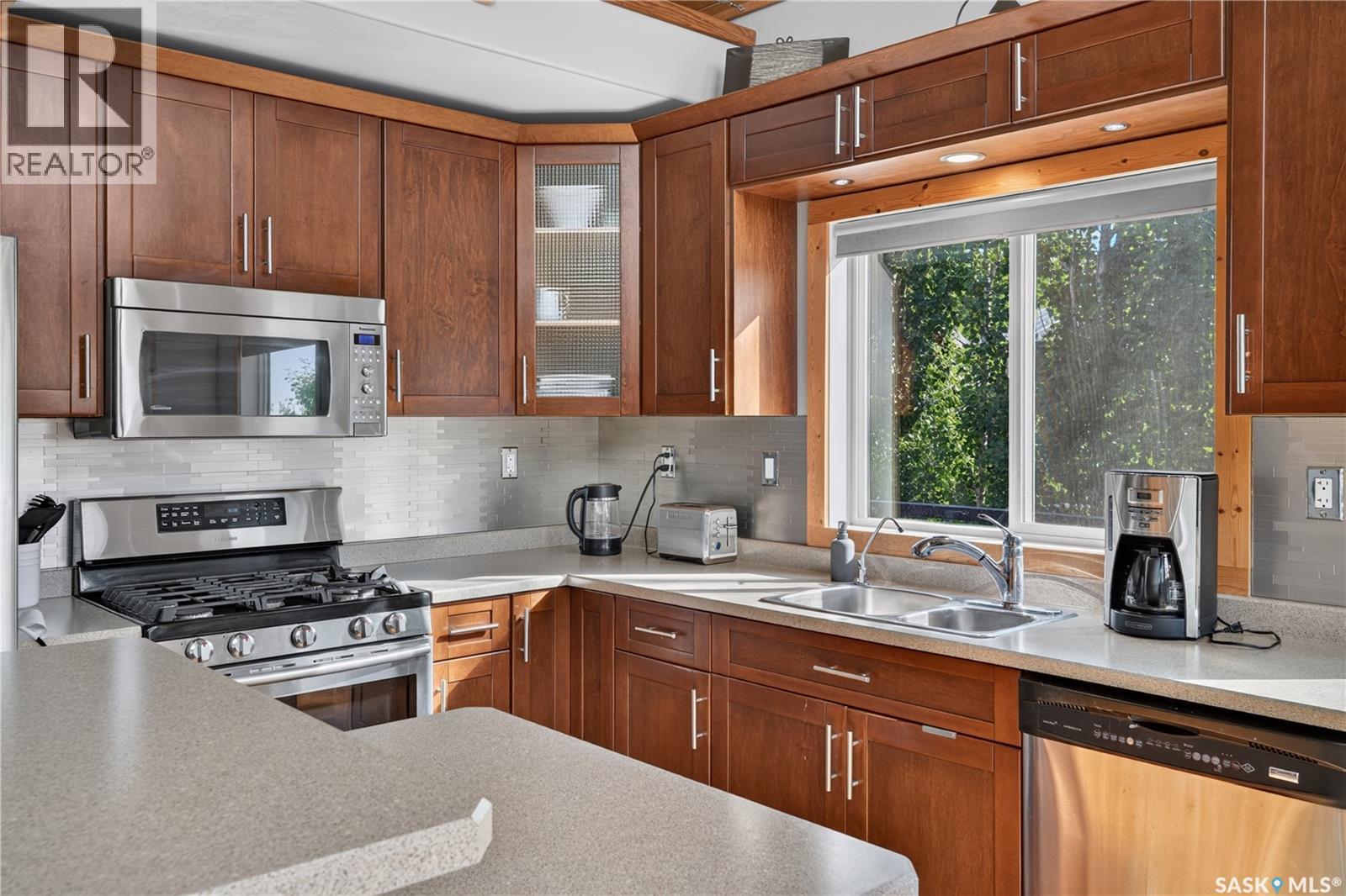 35 Lakeshore DRIVE, Invergordon Rm No. 430 — photo 15