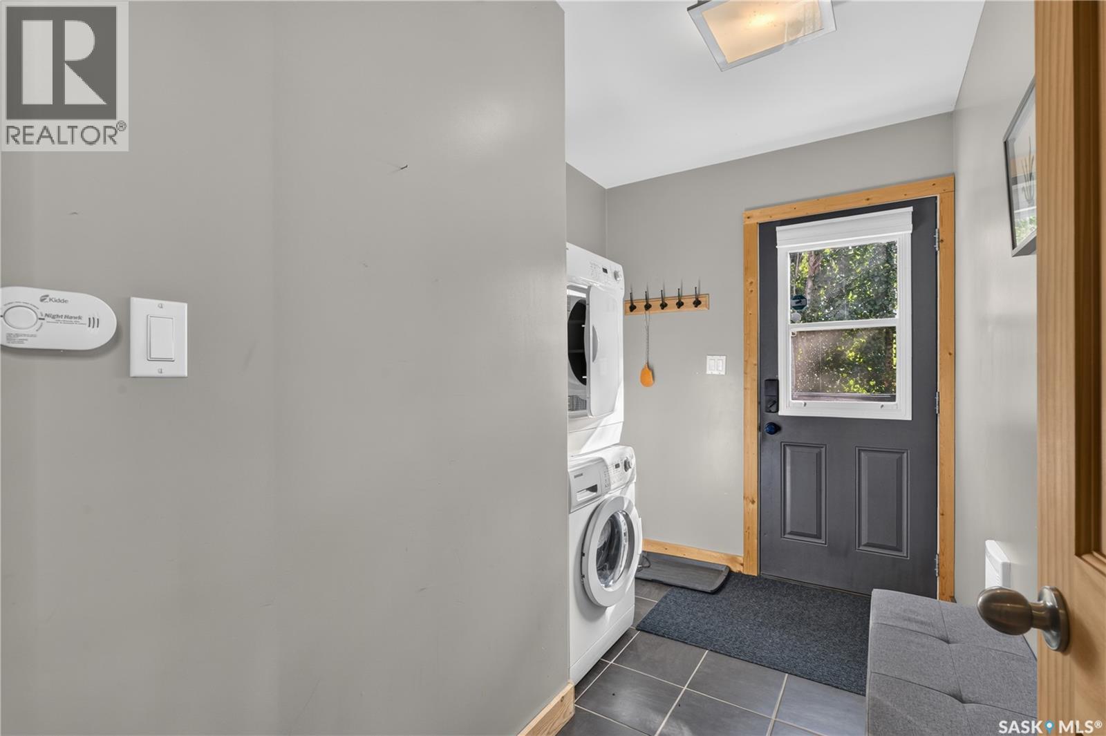 35 Lakeshore DRIVE, Invergordon Rm No. 430 — photo 6