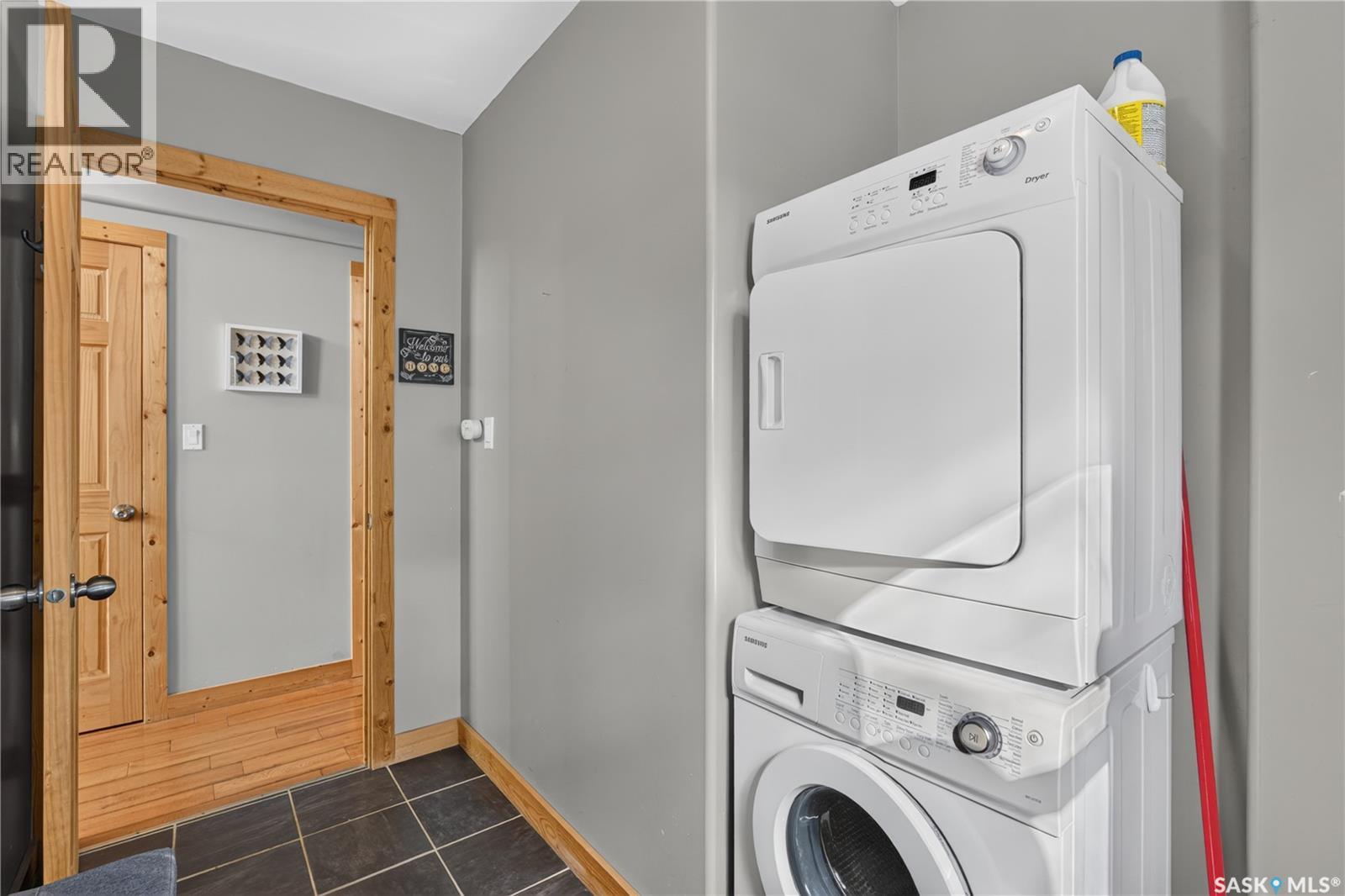 35 Lakeshore DRIVE, Invergordon Rm No. 430 — photo 7