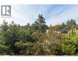 404 4030 Quadra St, Saanich, BC V8X1K2 Photo 19