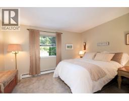25 Tidewater Way, Lions Bay, BC V0N2E0 Photo 14