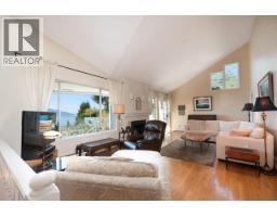 25 Tidewater Way, Lions Bay, BC V0N2E0 Photo 6