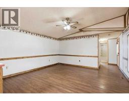 Laundry room - 2000, 21st Ave, Bowden, AB T0M0K0 Photo 6