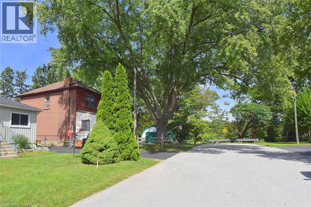 781 OAKDALE Avenue, Burlington — photo 8