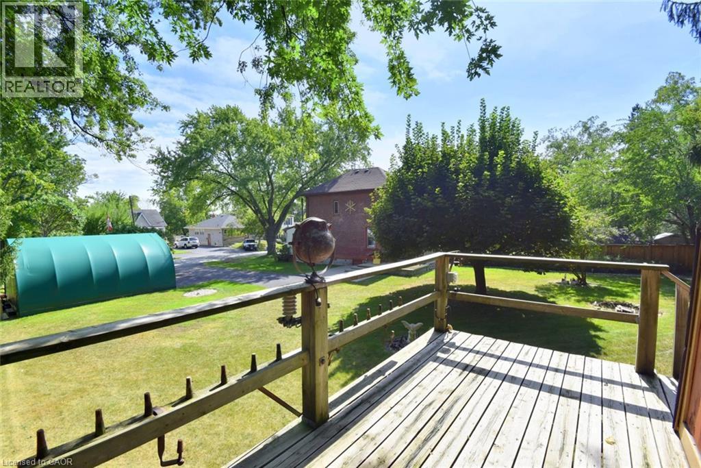 781 OAKDALE Avenue, Burlington — photo 9