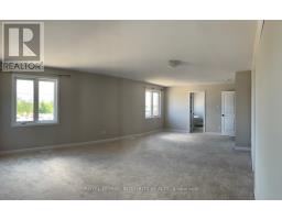 160 Aquarium Avenue, Ottawa, ON K4A1K8 Photo 7